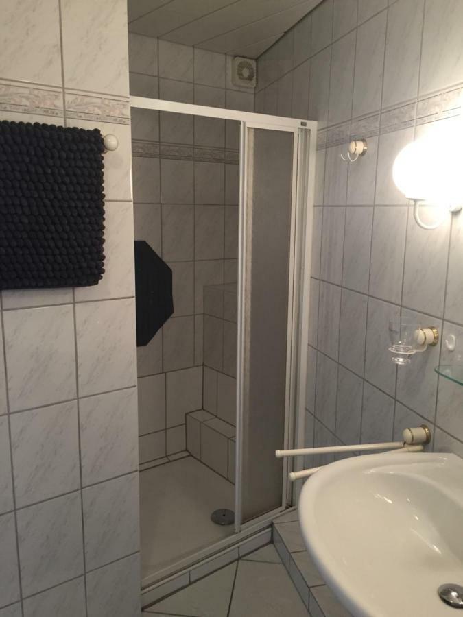 Apartment Am Park Toenisvorst Ngoại thất bức ảnh